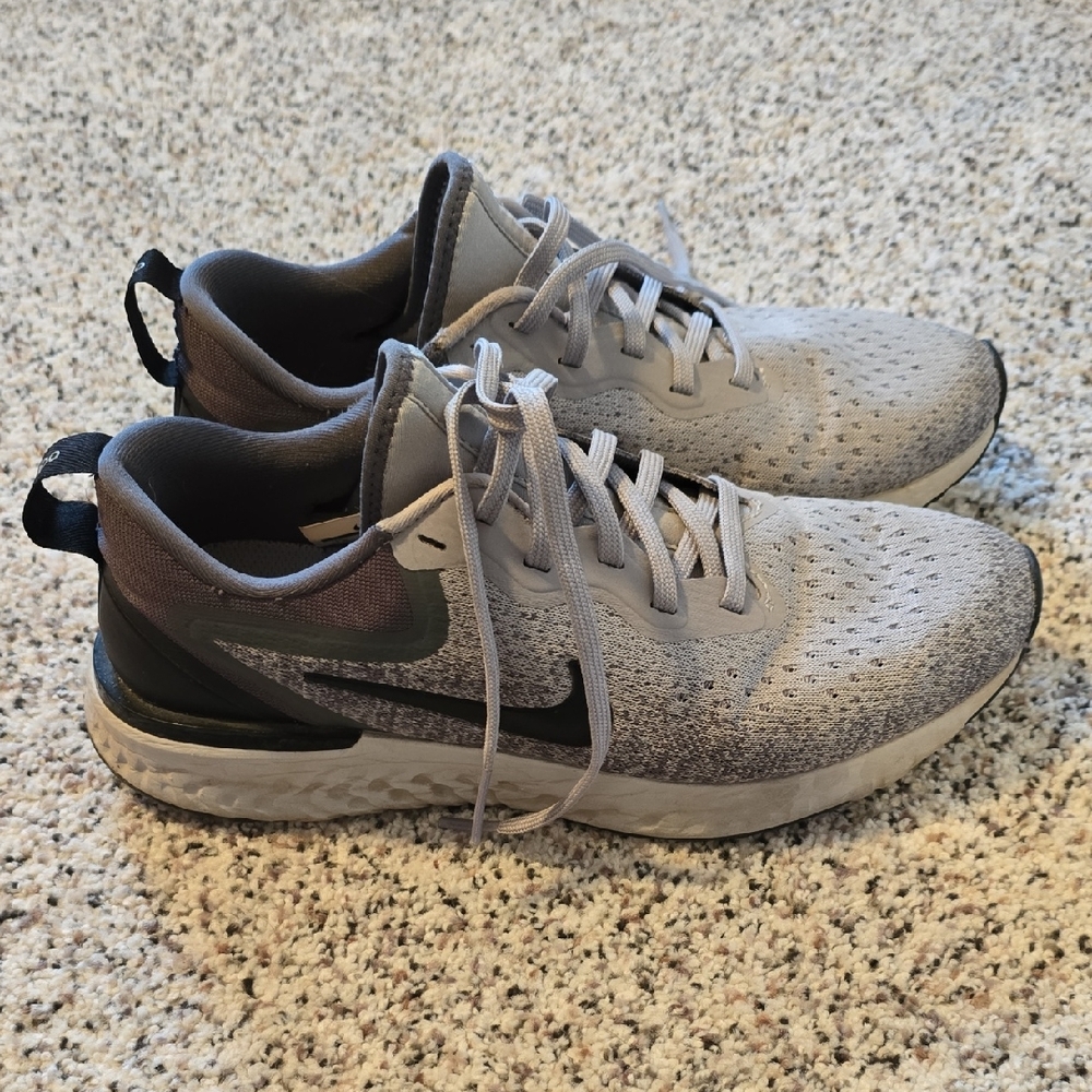 Womens Nike Odyssey React in Wolf Gray and Black